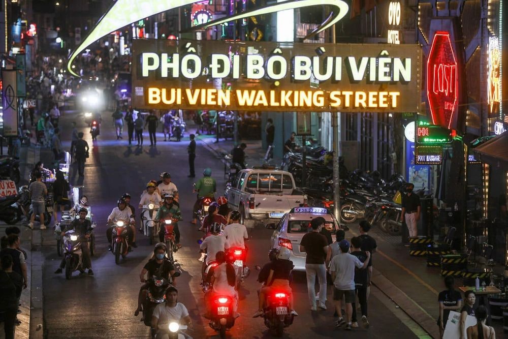 Bỏ túi một số lưu ý khi tham quan & vui chơi tại phố đi bộ Bùi Viện
